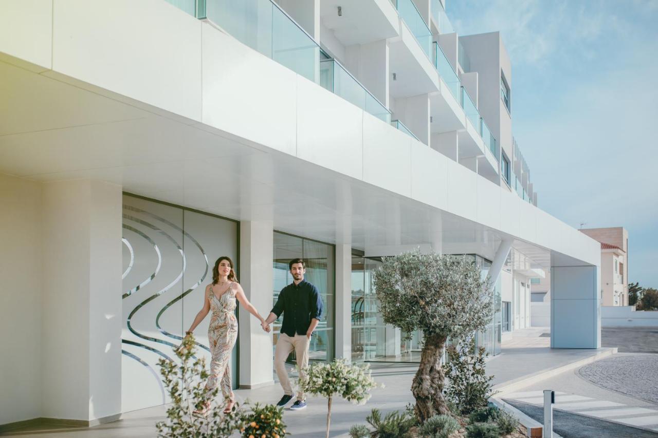 Lebay Beach Hotel Larnaca Exterior photo