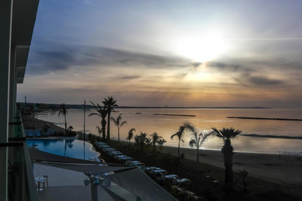 Lebay Beach Hotel Larnaca Exterior photo