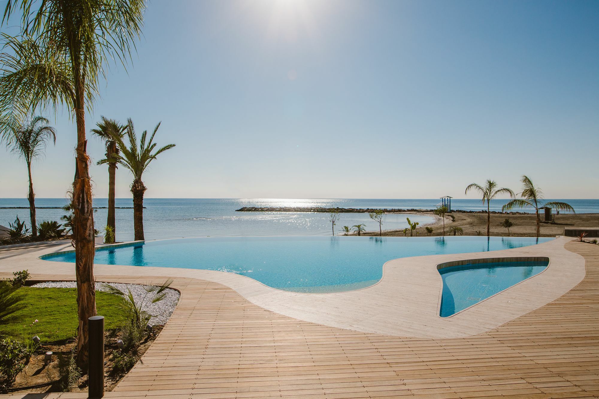 Lebay Beach Hotel Larnaca Exterior photo